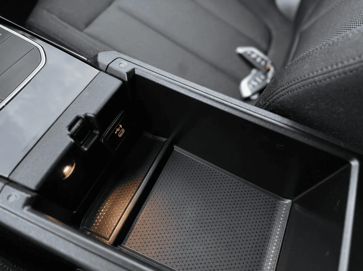 BMW 320e G20 plug-in hybrid 2022 — foto 11