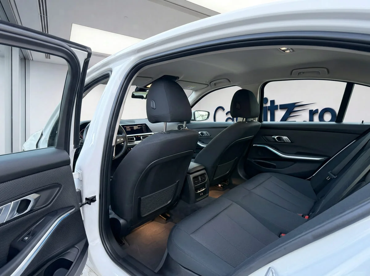 BMW 320e G20 plug-in hybrid 2022 — foto 13