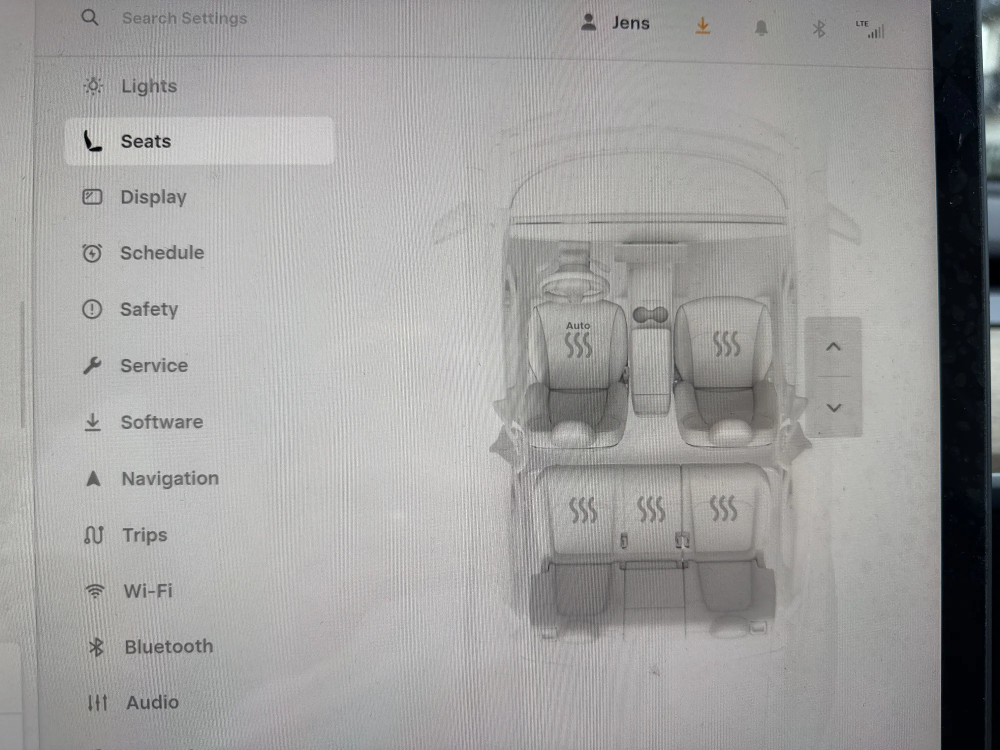 Tesla Model Y Long Range Dual Motor AWD — foto 11